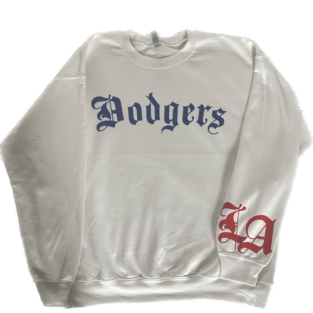 Brand new Large sweater. Available in XL